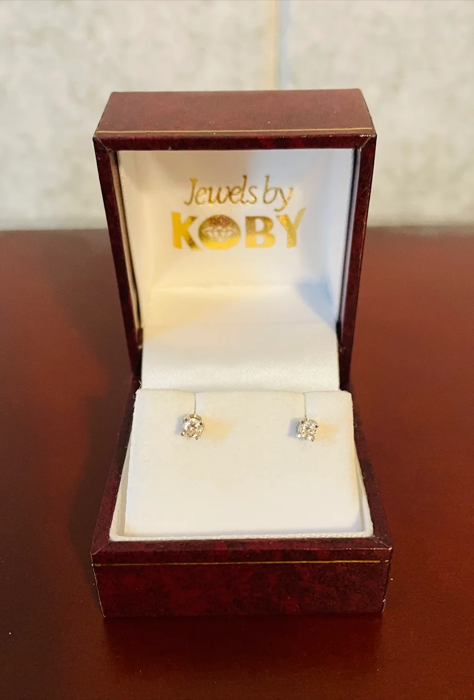 Diamond and 14K White Gold earrings thumbnail