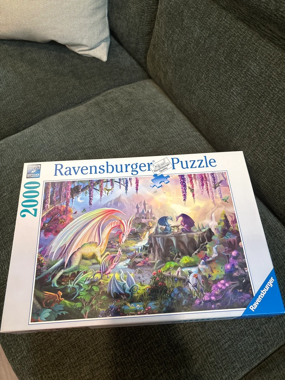 Ravensburger 2000 Piece Puzzle thumbnail