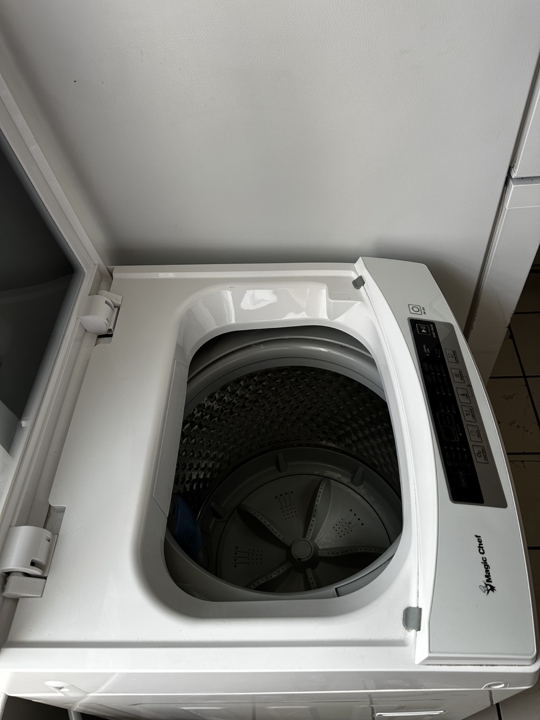 Magic Chef Top Load Washing Machine - photo 3