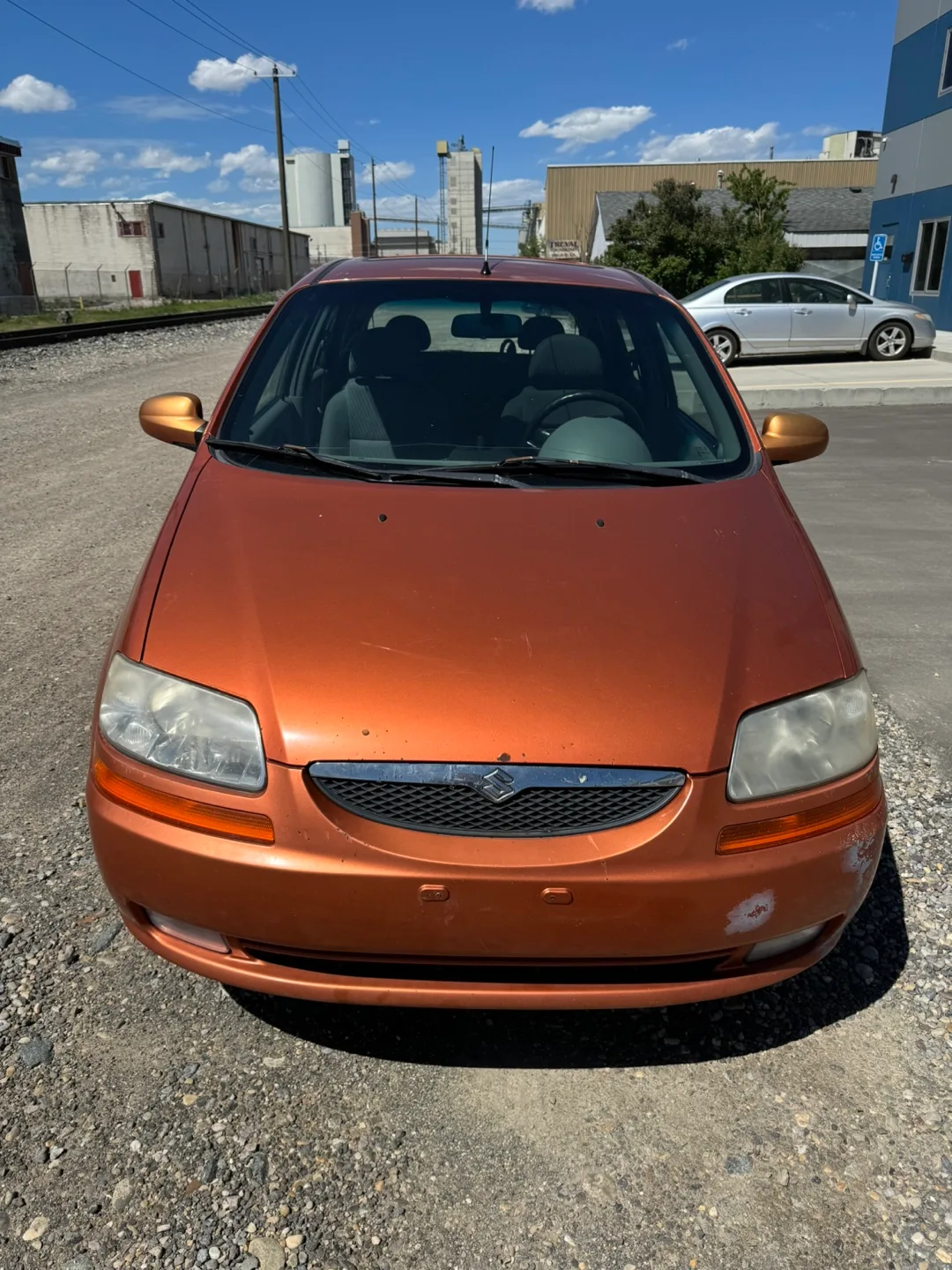 STANDARD 2005 Suzuki Swift 222KM thumbnail