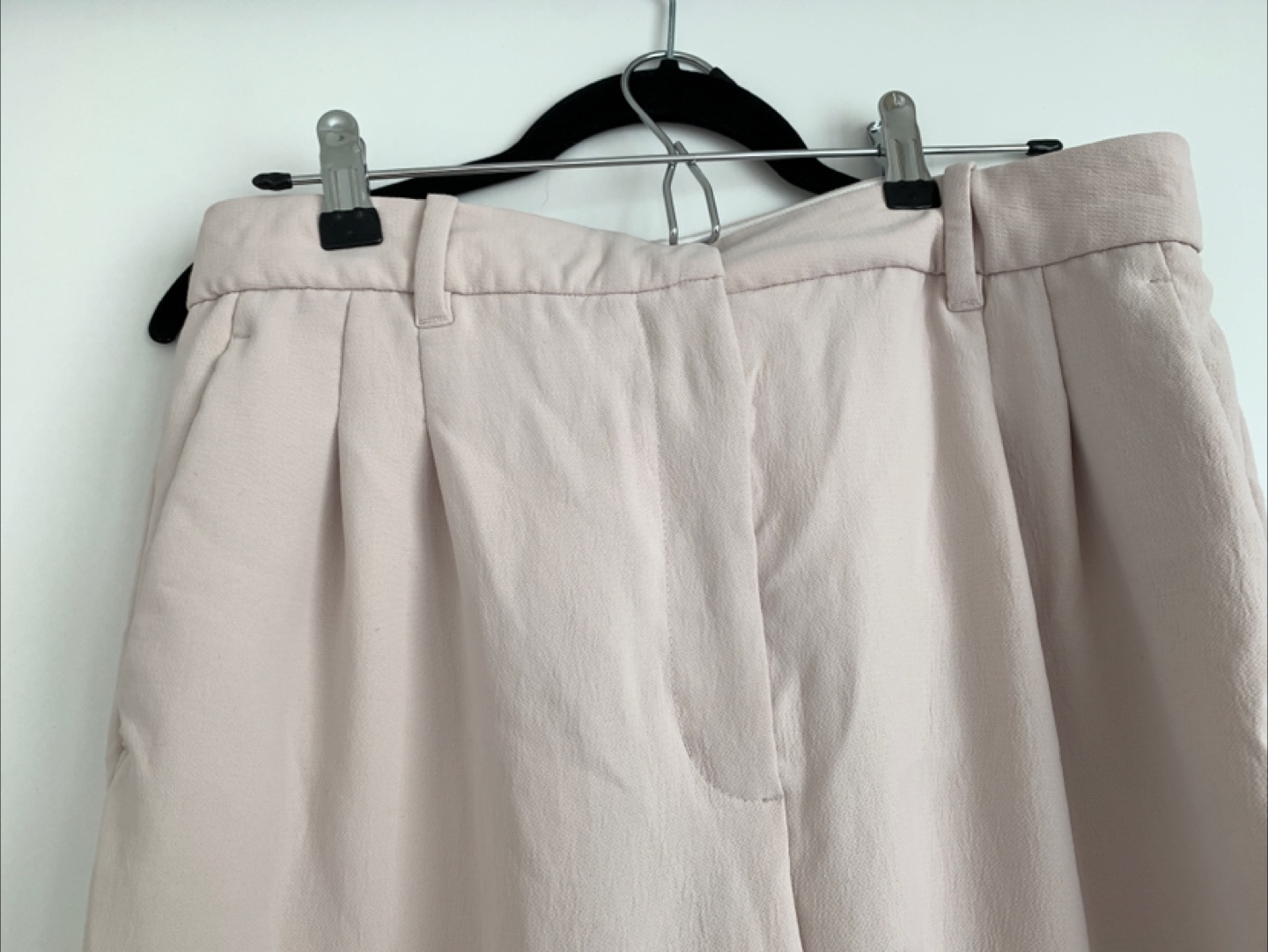 Aritzia Wilfred Pleated Trousers size 12