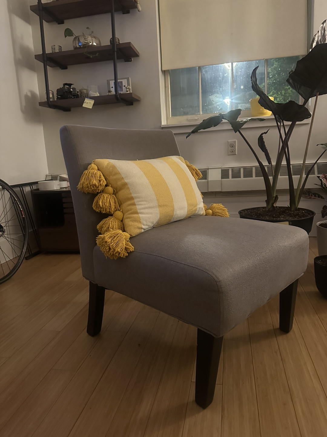 Gray Accent Chair with Decorative Pillow
