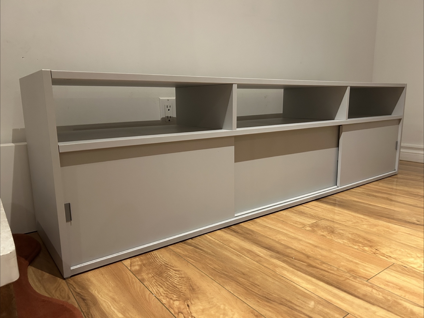SPIKSMED TV bench, light gray
