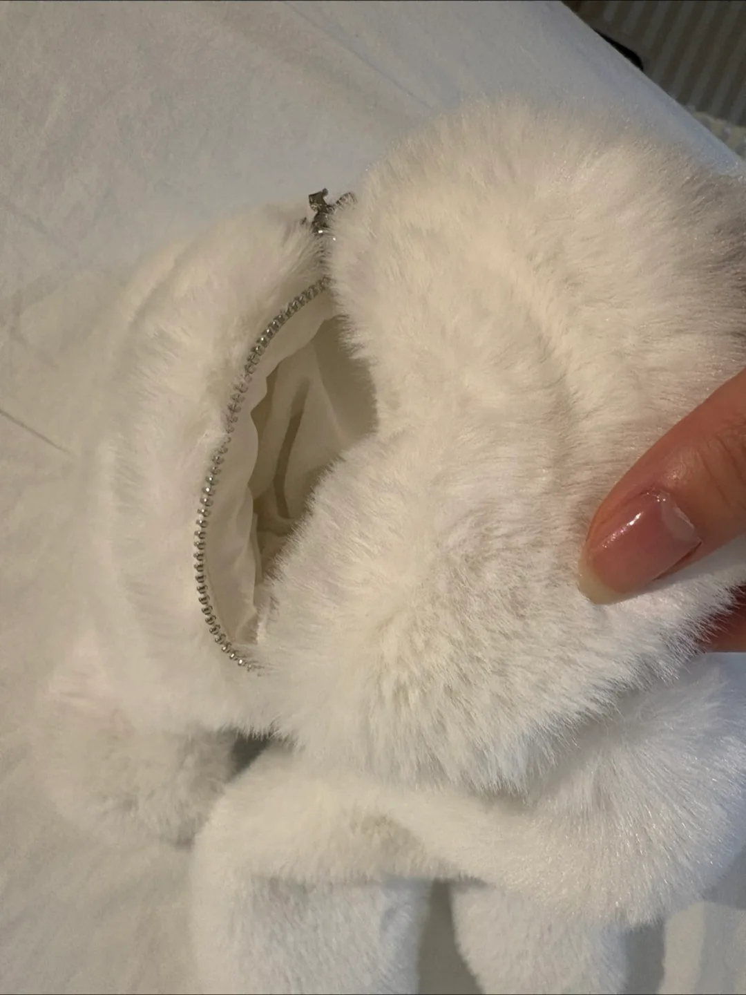 White Furry Bunny mini bag image indicator(2)