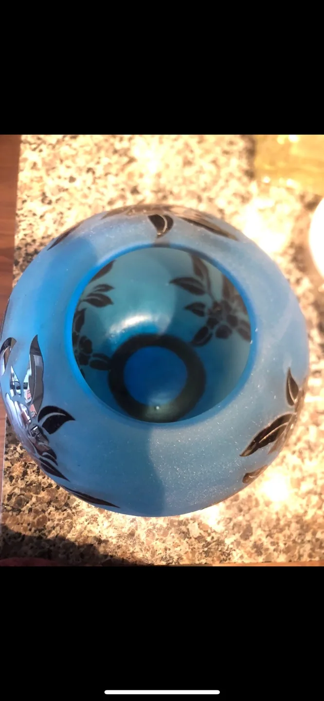 Blue Floral Vase image indicator(2)