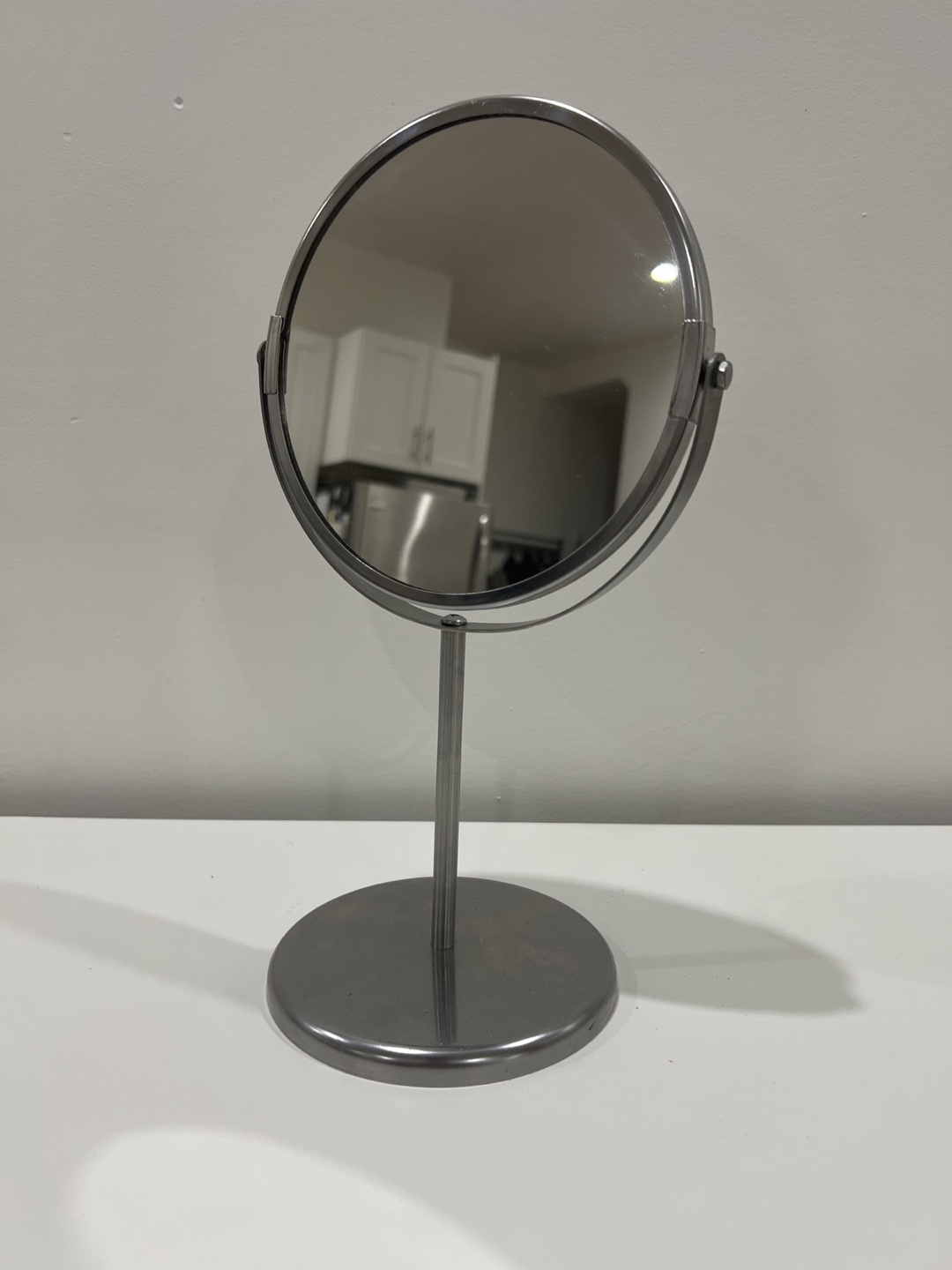 Round Vanity Mirror