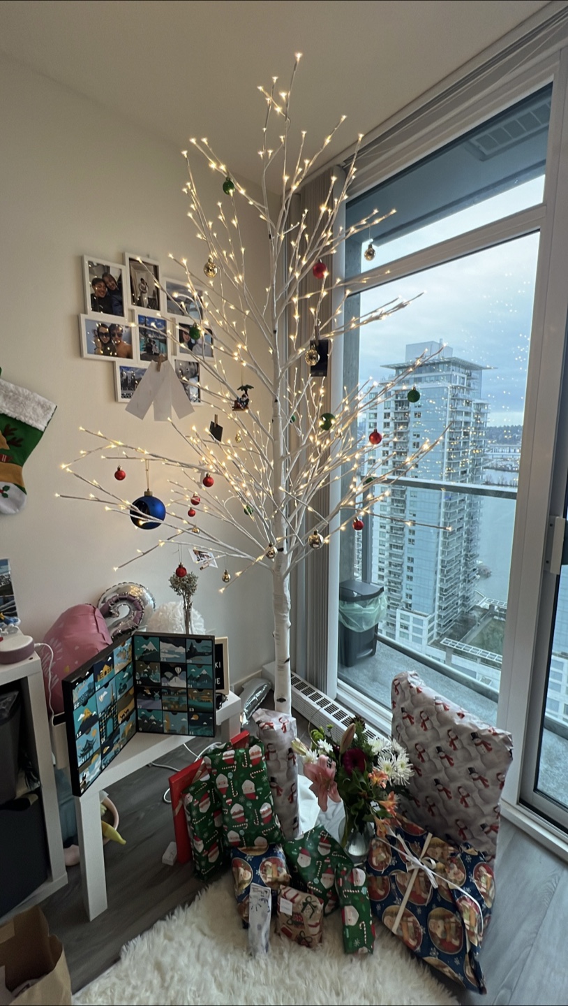 2.2m Birch Tree with 75 LED Lights - photo 2