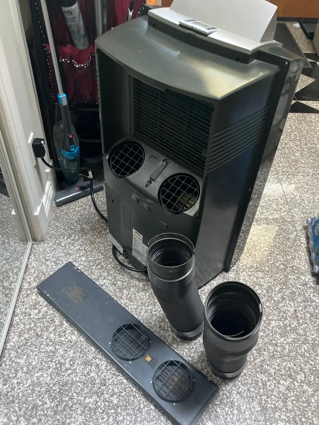 Danby Portable Air Conditioner 13000 btu image indicator(2)