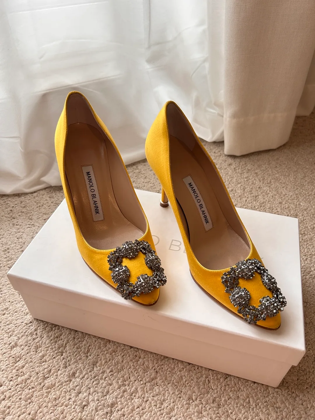 Manolo Blahnik Hangisi Heels – Yellow Satin, Size 35 (US 5) thumbnail