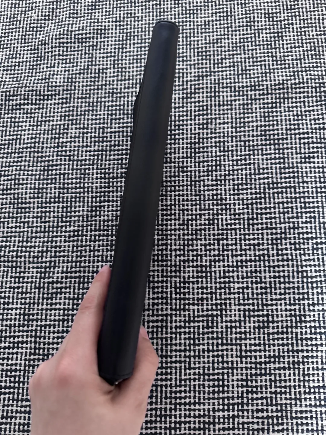 Black Organizer with Zipper image indicator(4)