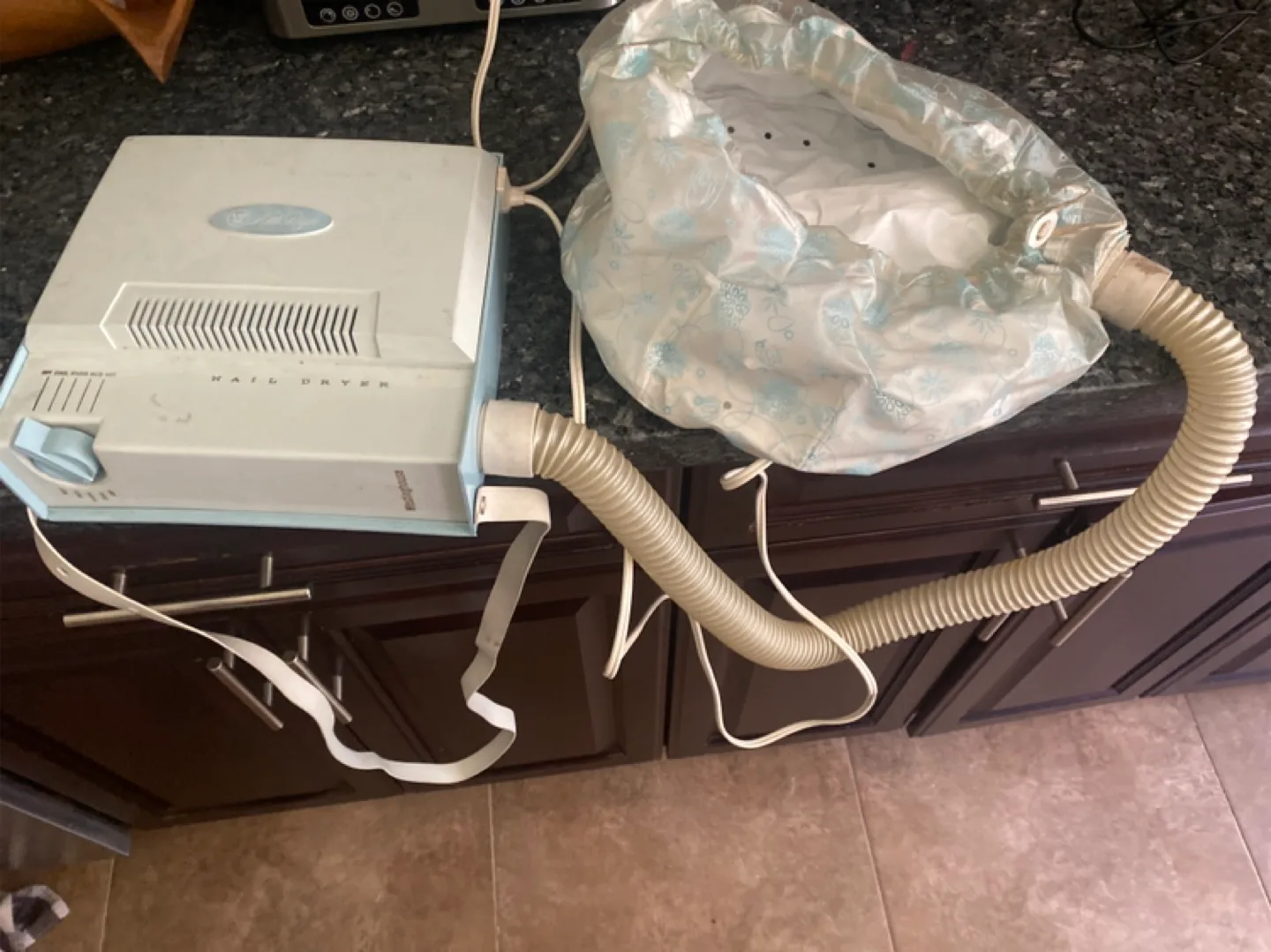 Vintage Hair Dryer image indicator(4)