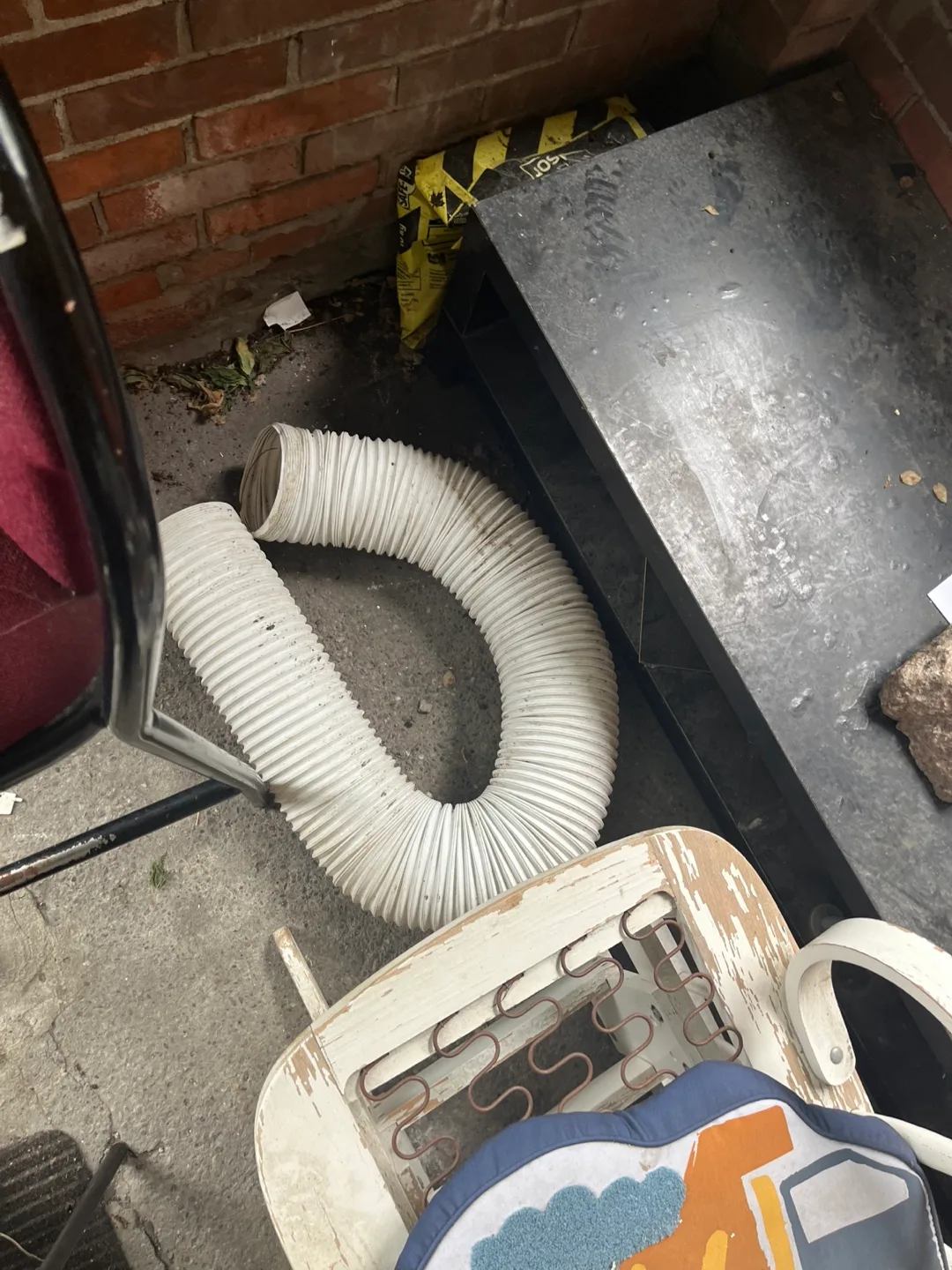AC White corrugated hose thumbnail