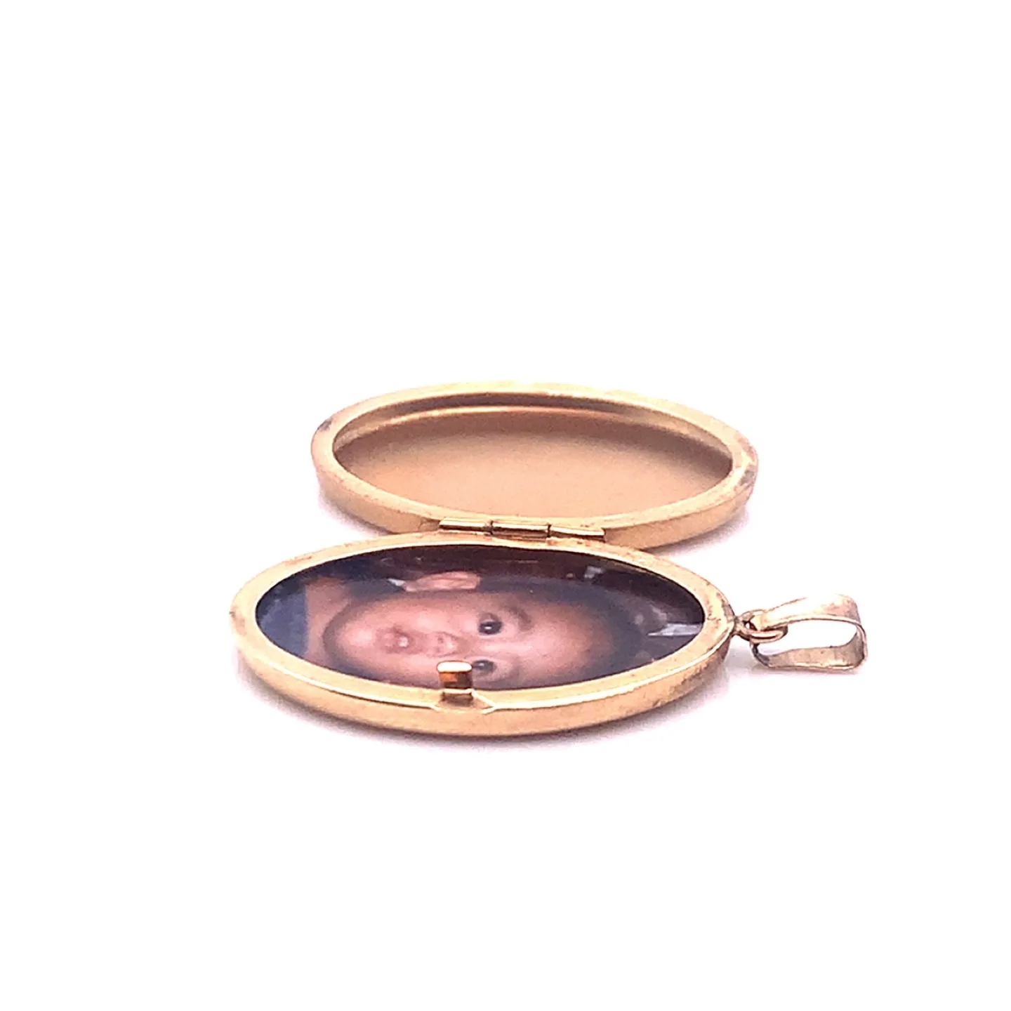 14k Gold Locket 3.61g image indicator(10)