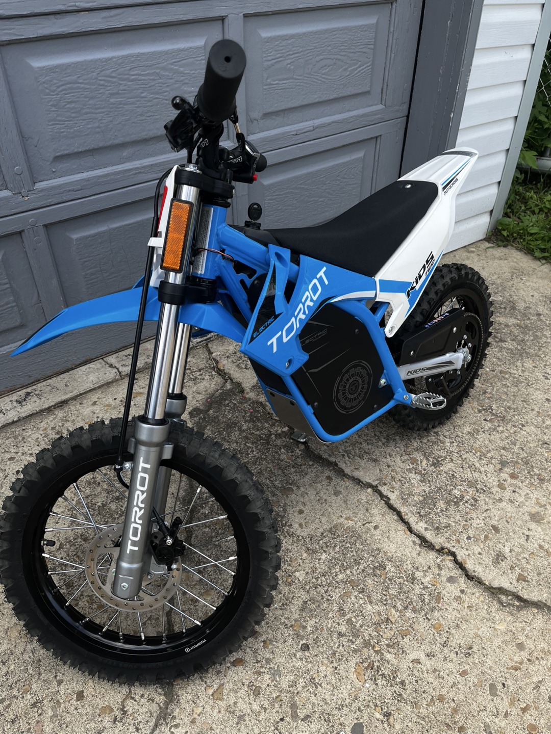 TORROT Kids Electric Dirt Bike