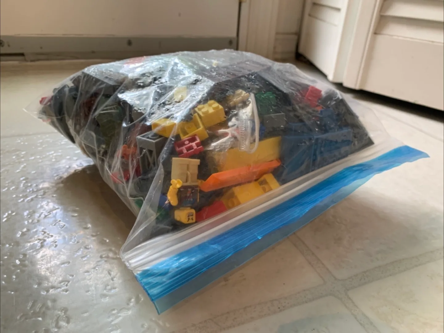 Large bag of Mega Bloks LEGO thumbnail