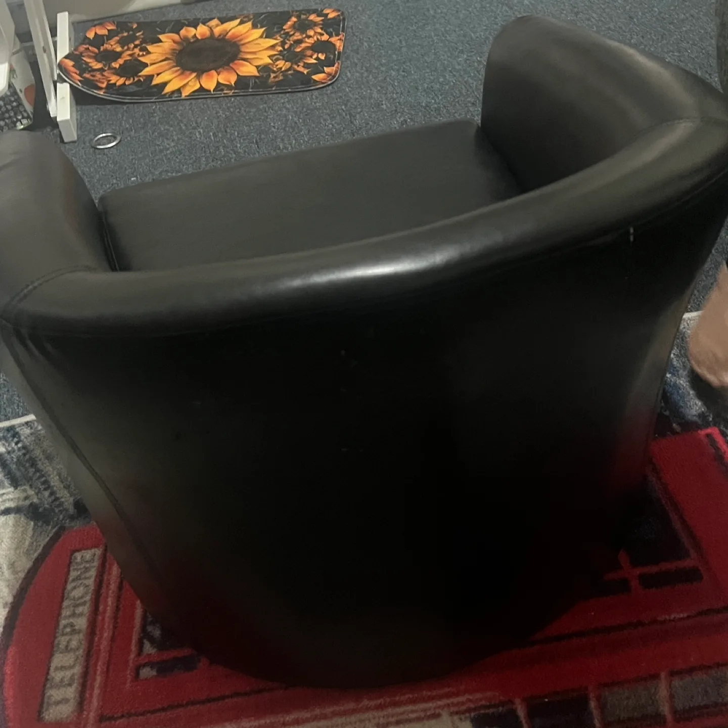 Black Tub Chair image indicator(2)