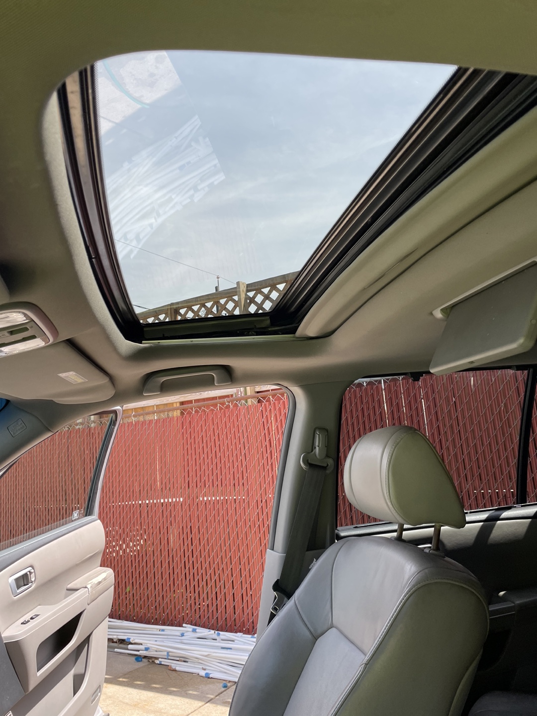 Silver Honda Pilot - photo 5