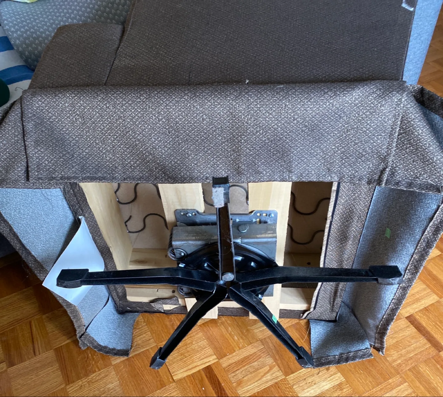 Upholstered Swivel Chair image indicator(4)