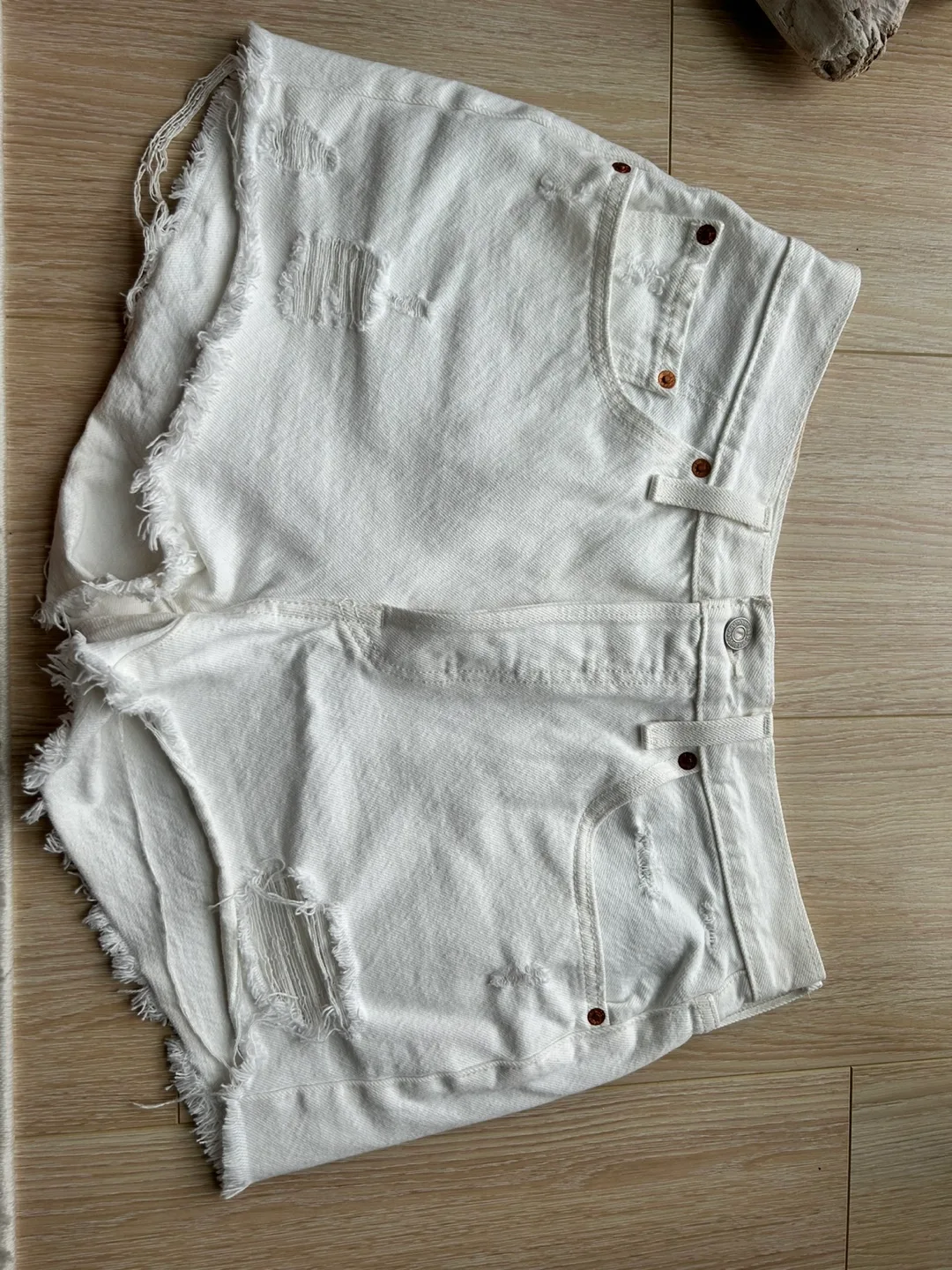 Levi’s 501 White Denim Shorts size 30 thumbnail