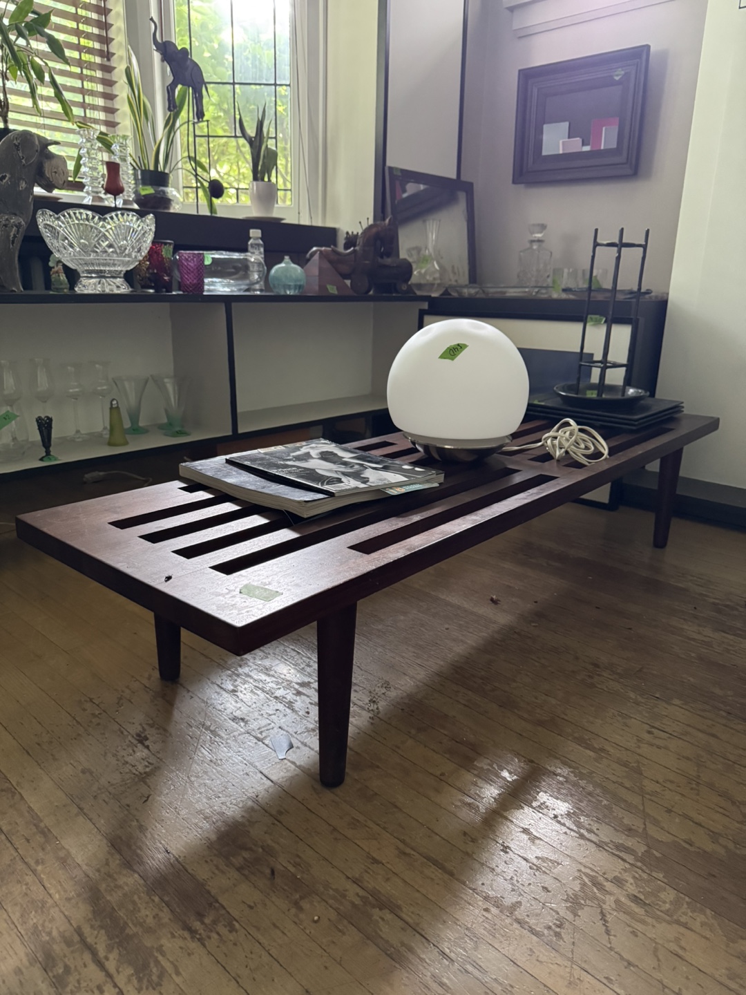 Vintage Coffee Table - photo 2