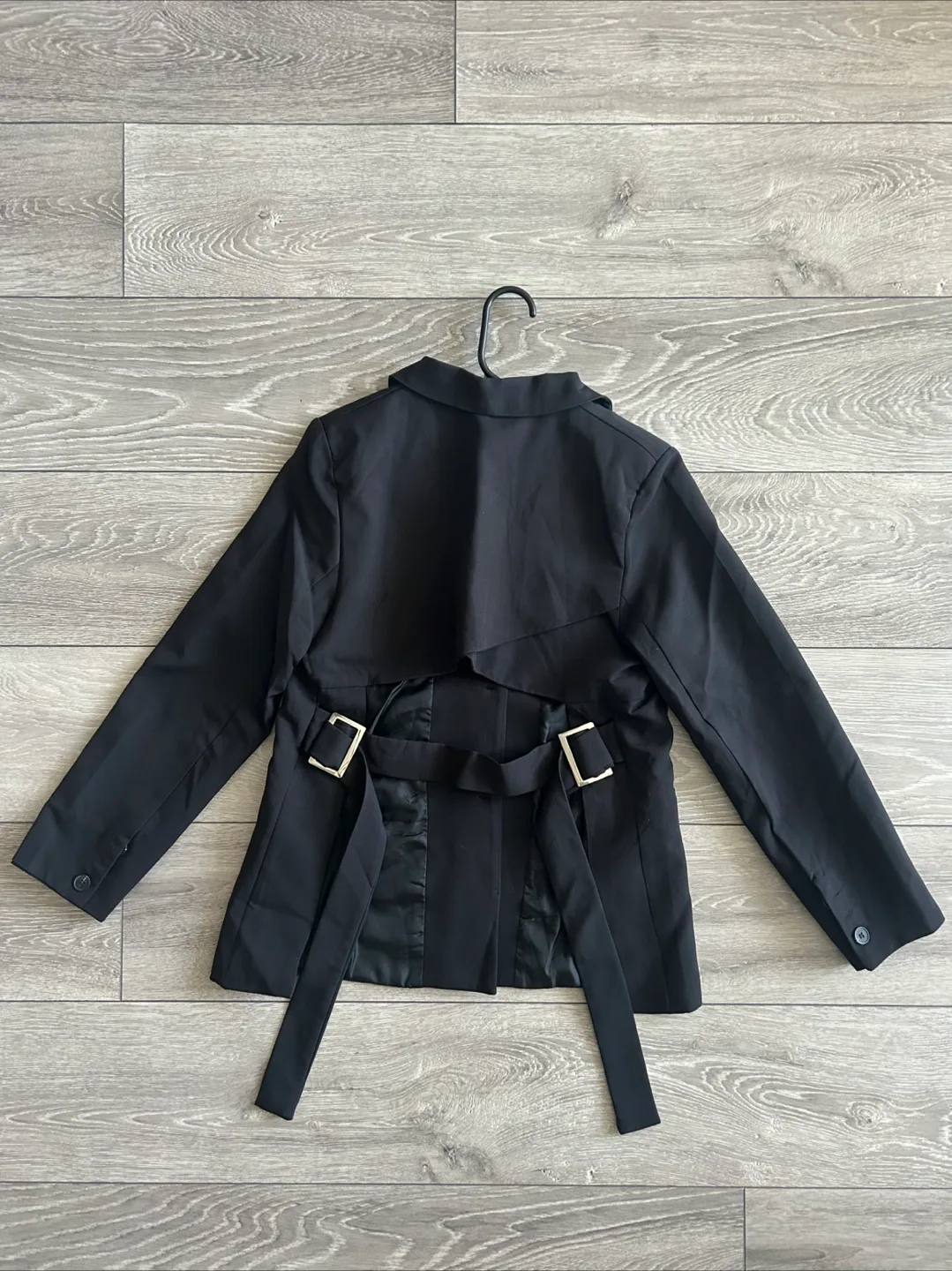 Open-back Blazer image indicator(2)