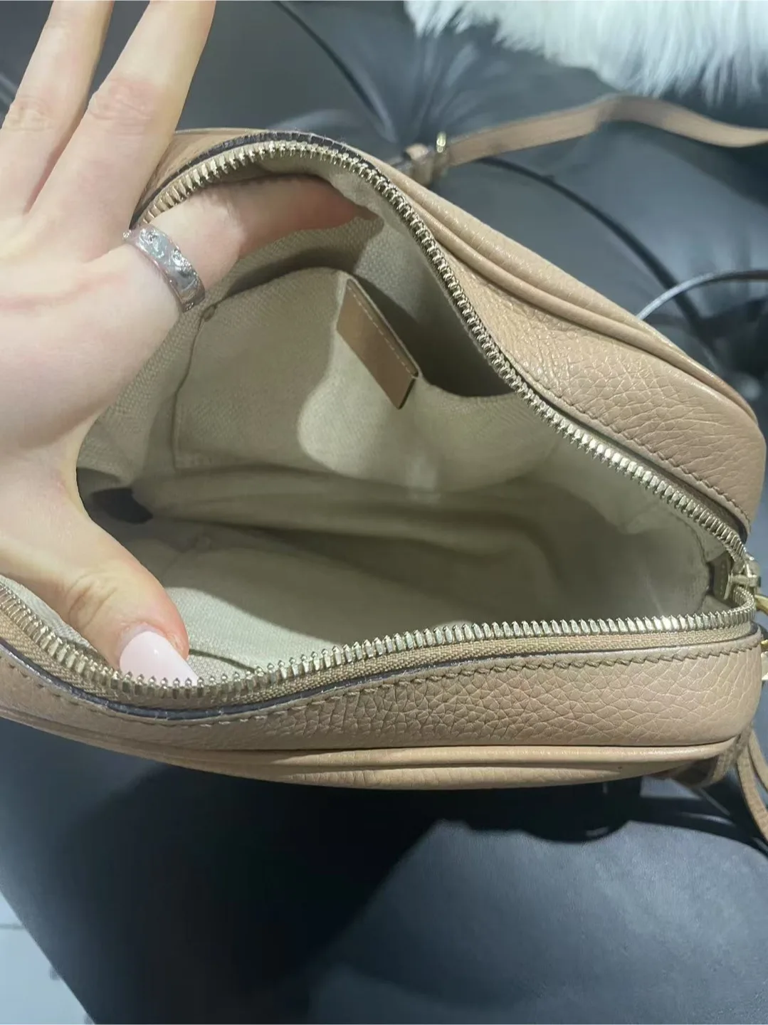 Gucci Soho Disco Shoulder Bag image indicator(3)