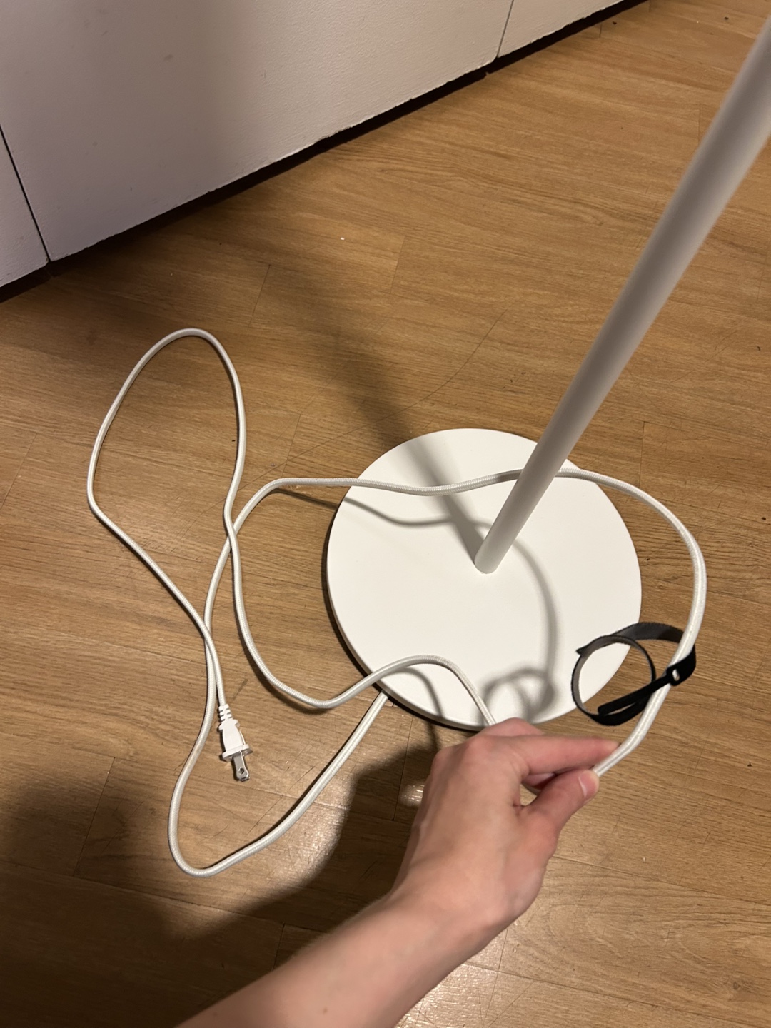 White Modern Floor Lamp - photo 5