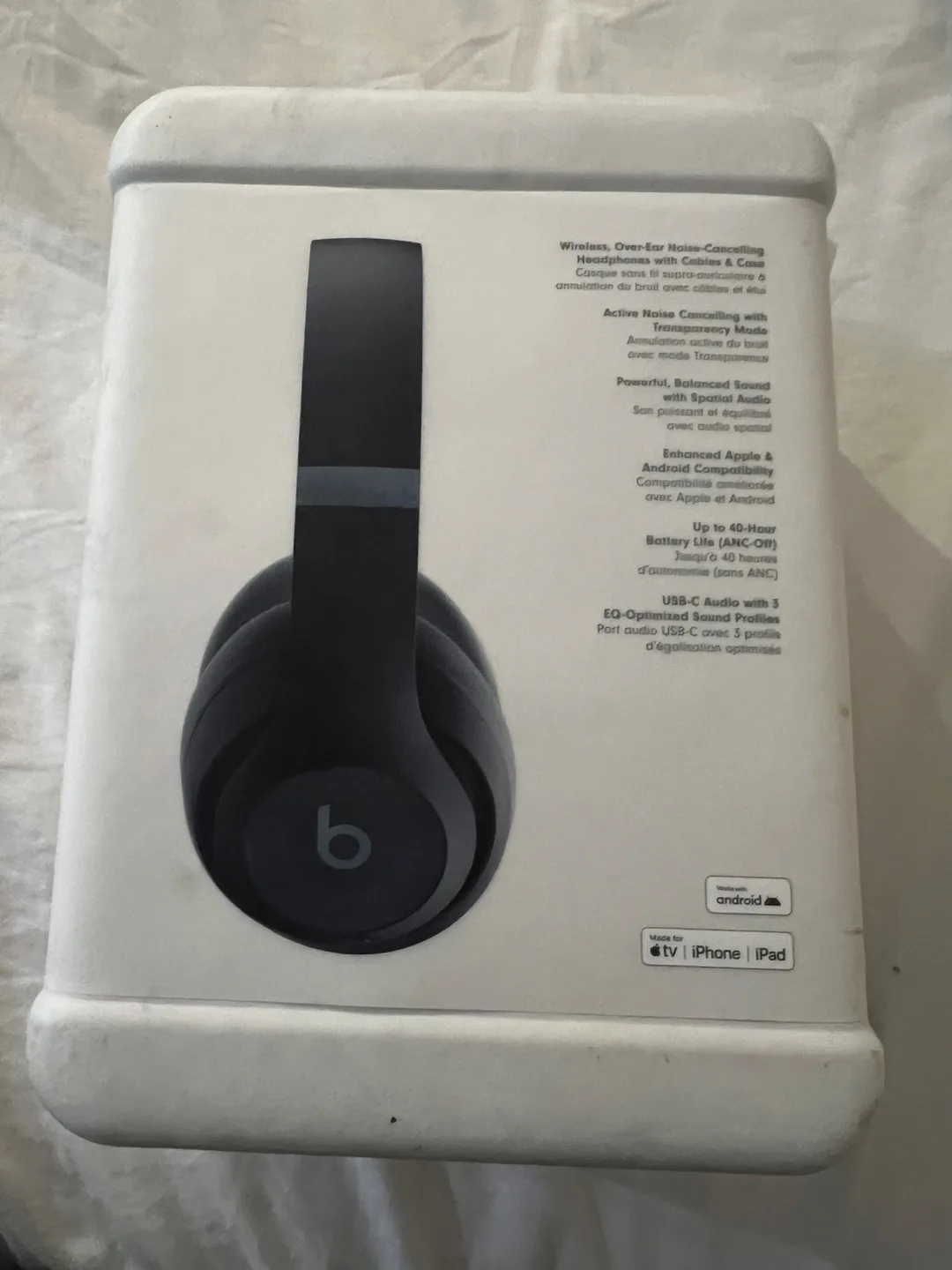 Beats Studio Pro Headphones image indicator(3)