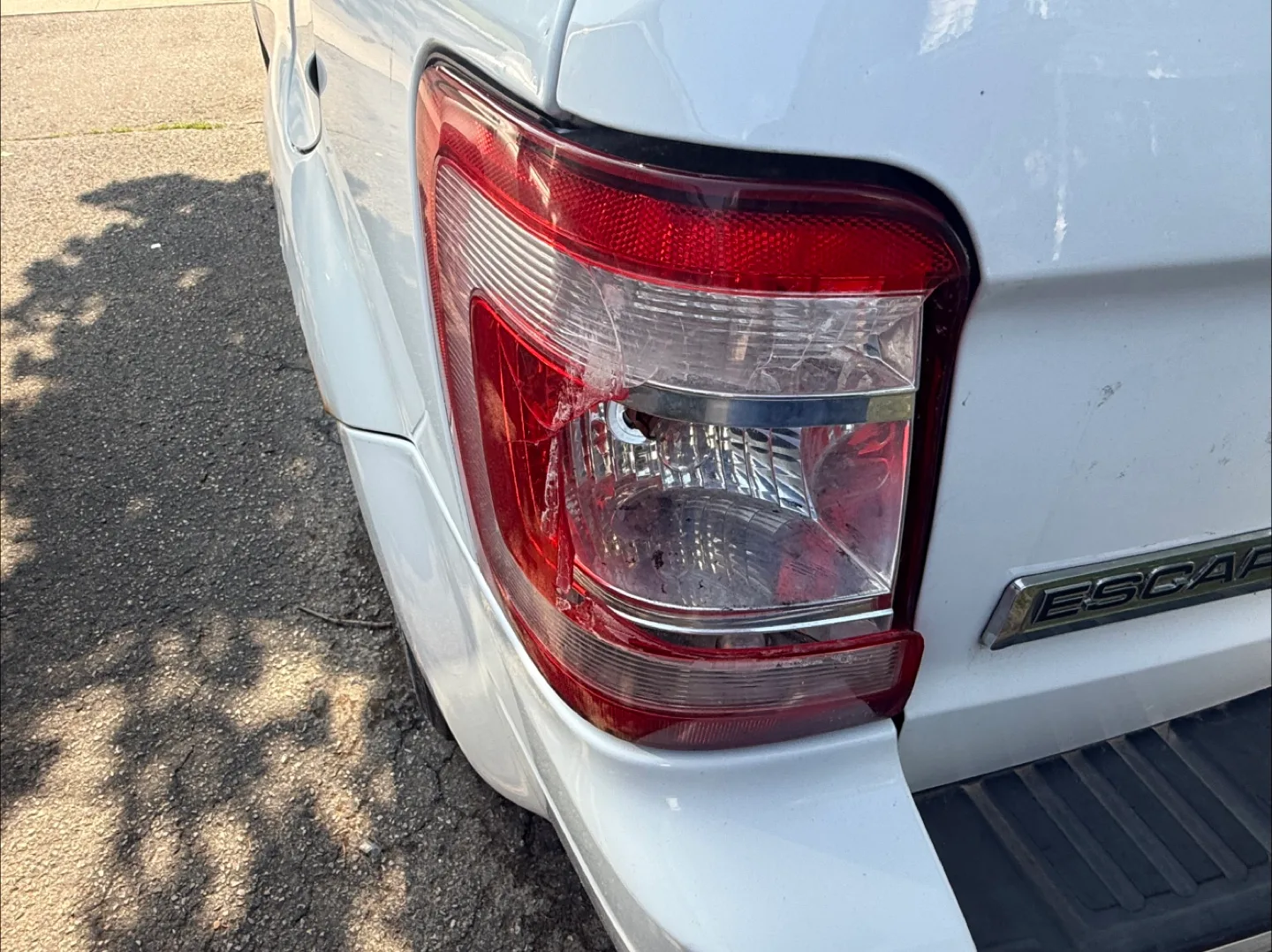 2010 White Ford Escape Hybrid image indicator(8)