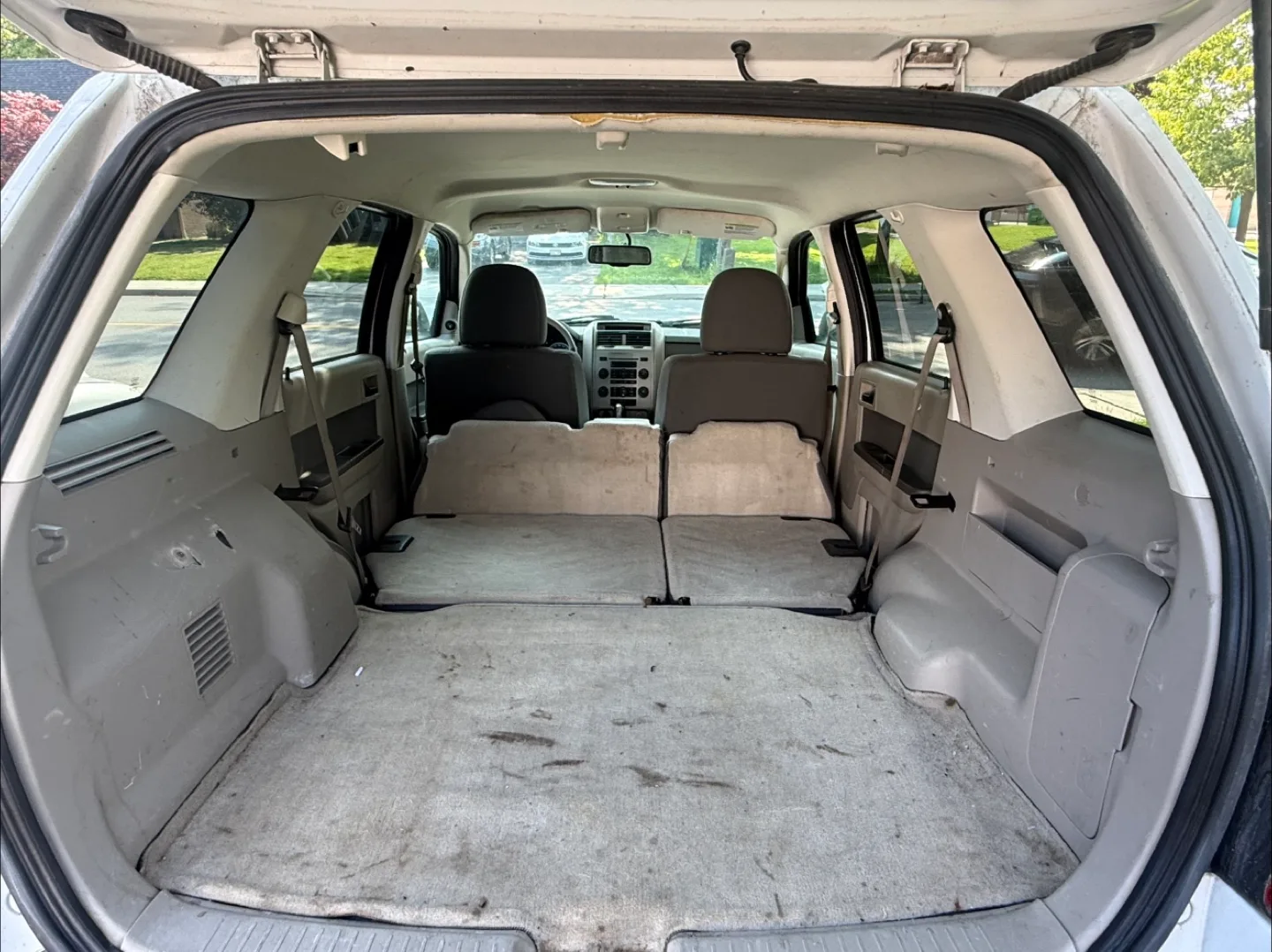 2010 White Ford Escape Hybrid image indicator(9)