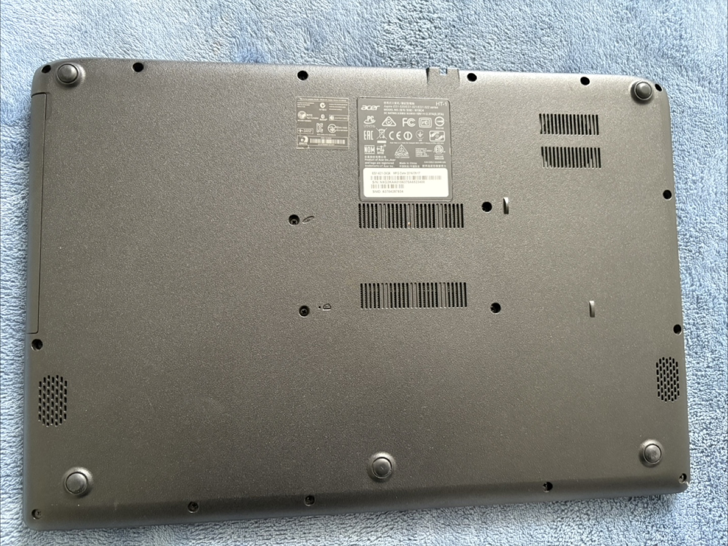 Acer Aspire ES1-521-25Q6 15.6" Laptop - photo 2