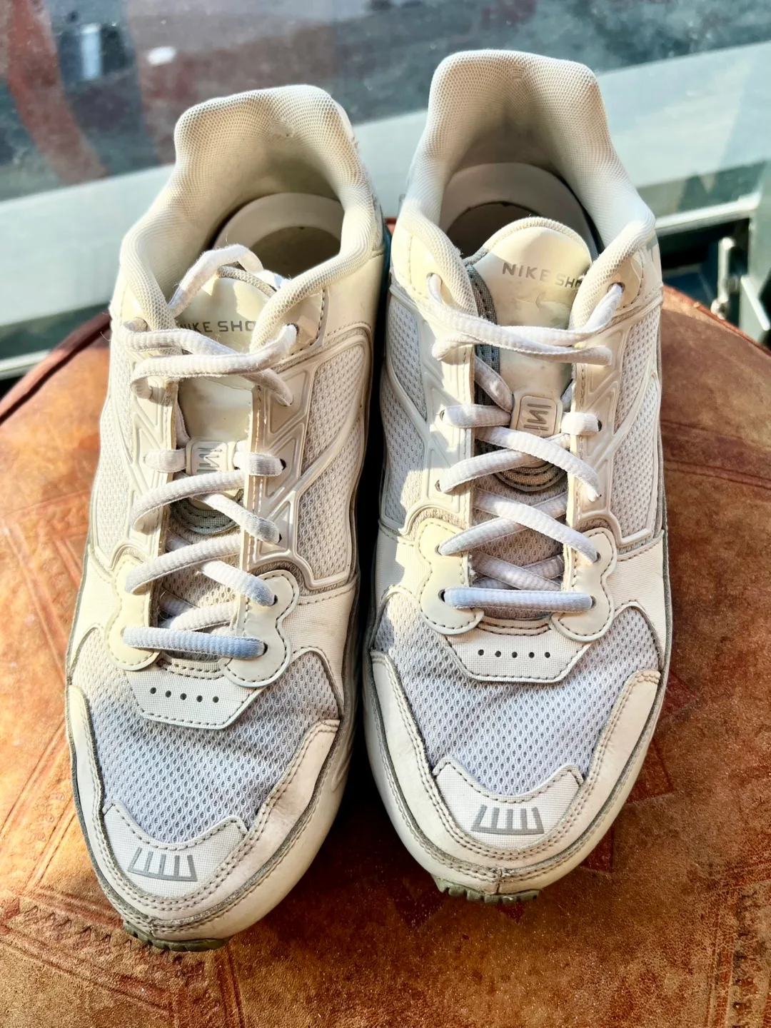 Nike Shox enigma White silver size 9.5 W image indicator(3)