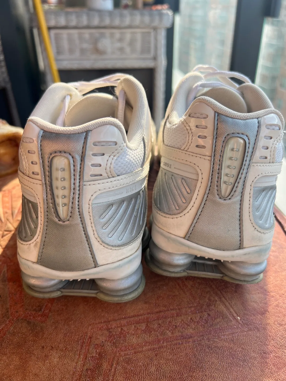 Nike Shox enigma White silver size 9.5 W image indicator(5)