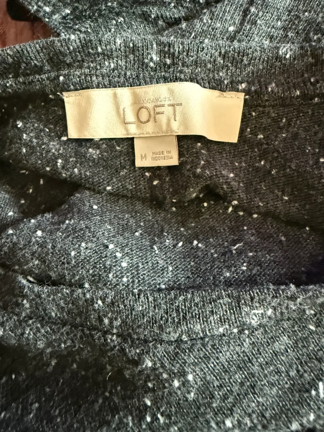 M10.  Lot of assorted women clothing image indicator(6)