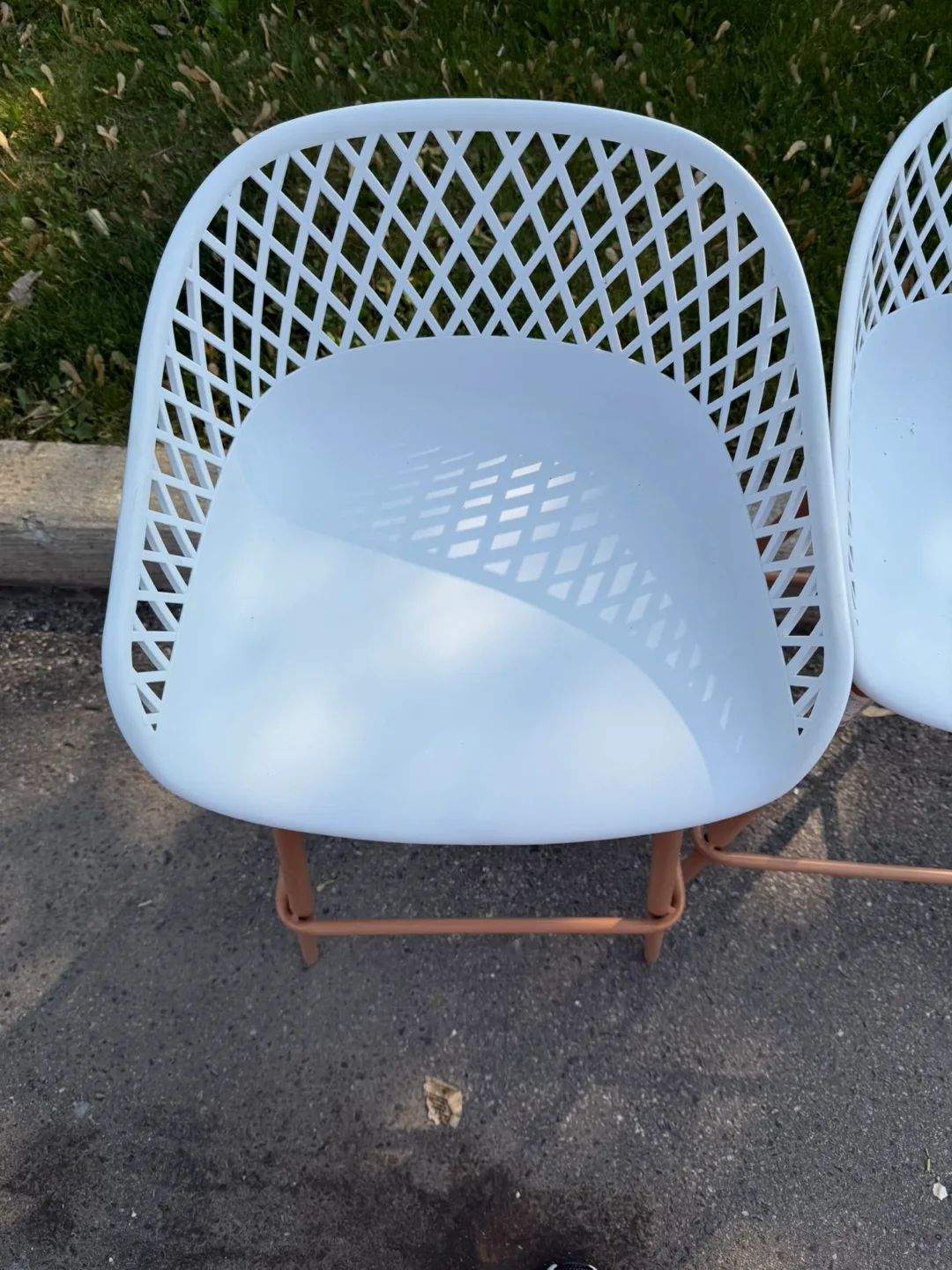 White Bar Stools image indicator(3)