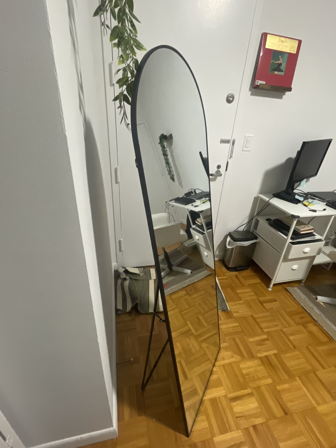 Oval top Floor Mirror