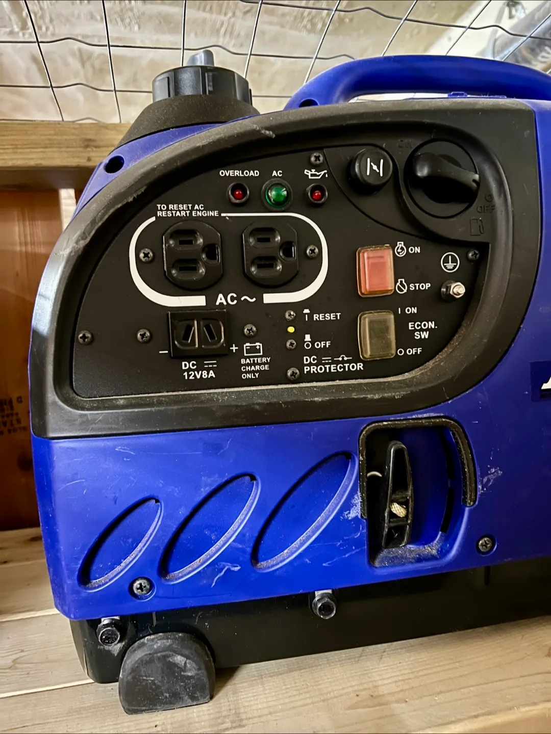 Yamaha EF1000is Inverter Generator image indicator(2)