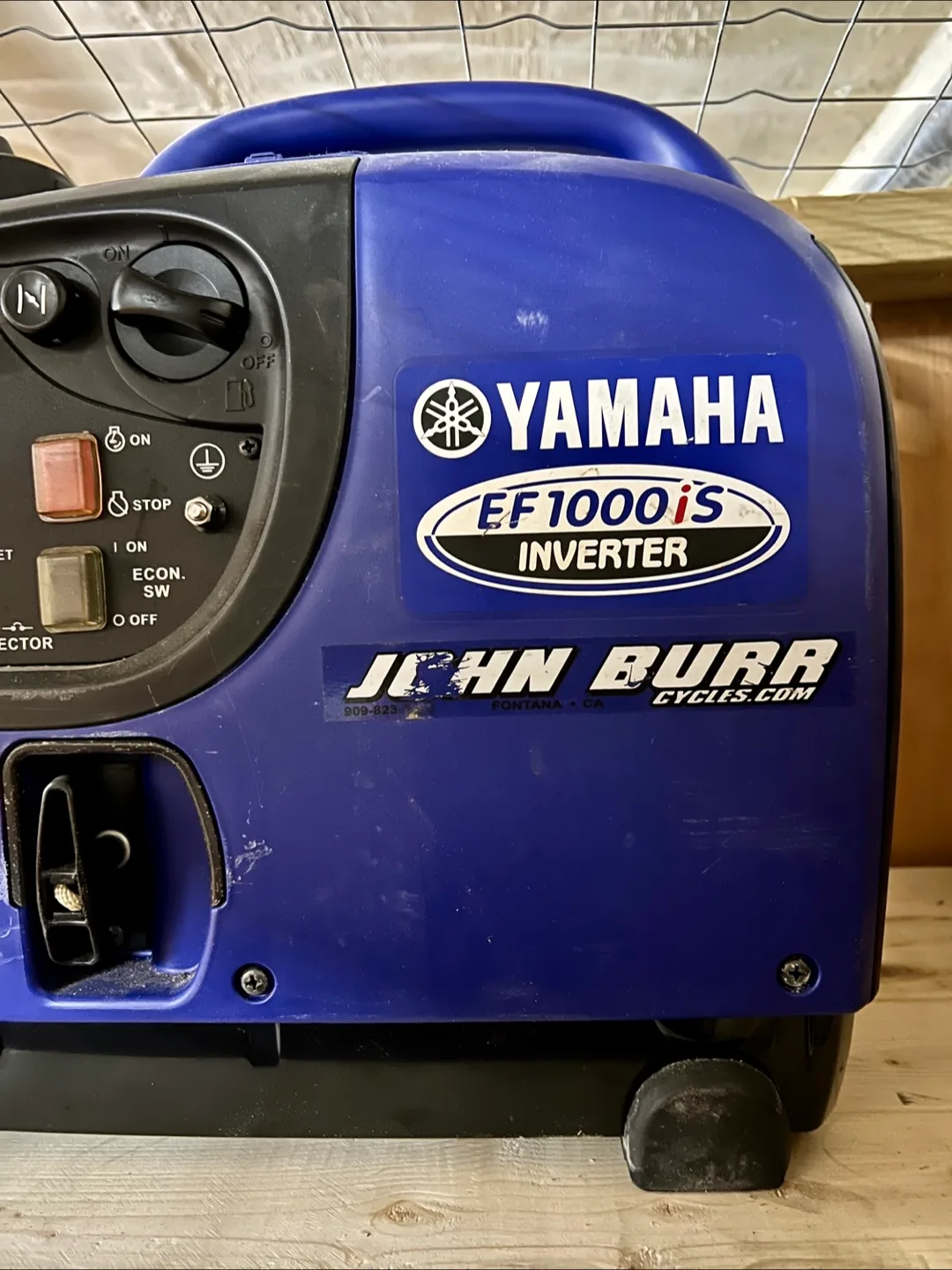 Yamaha EF1000is Inverter Generator image indicator(3)