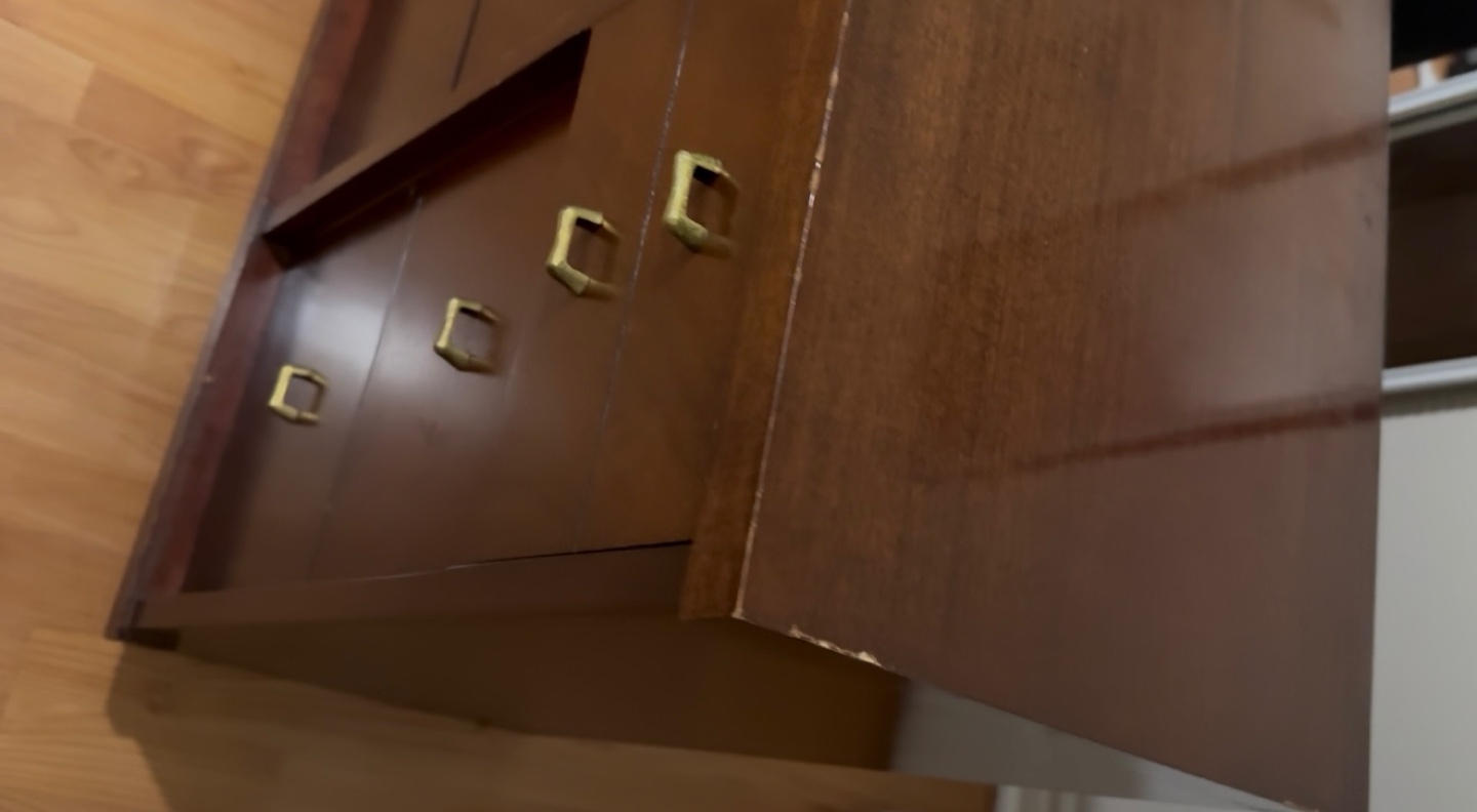 9 drawer Dresser - photo 3