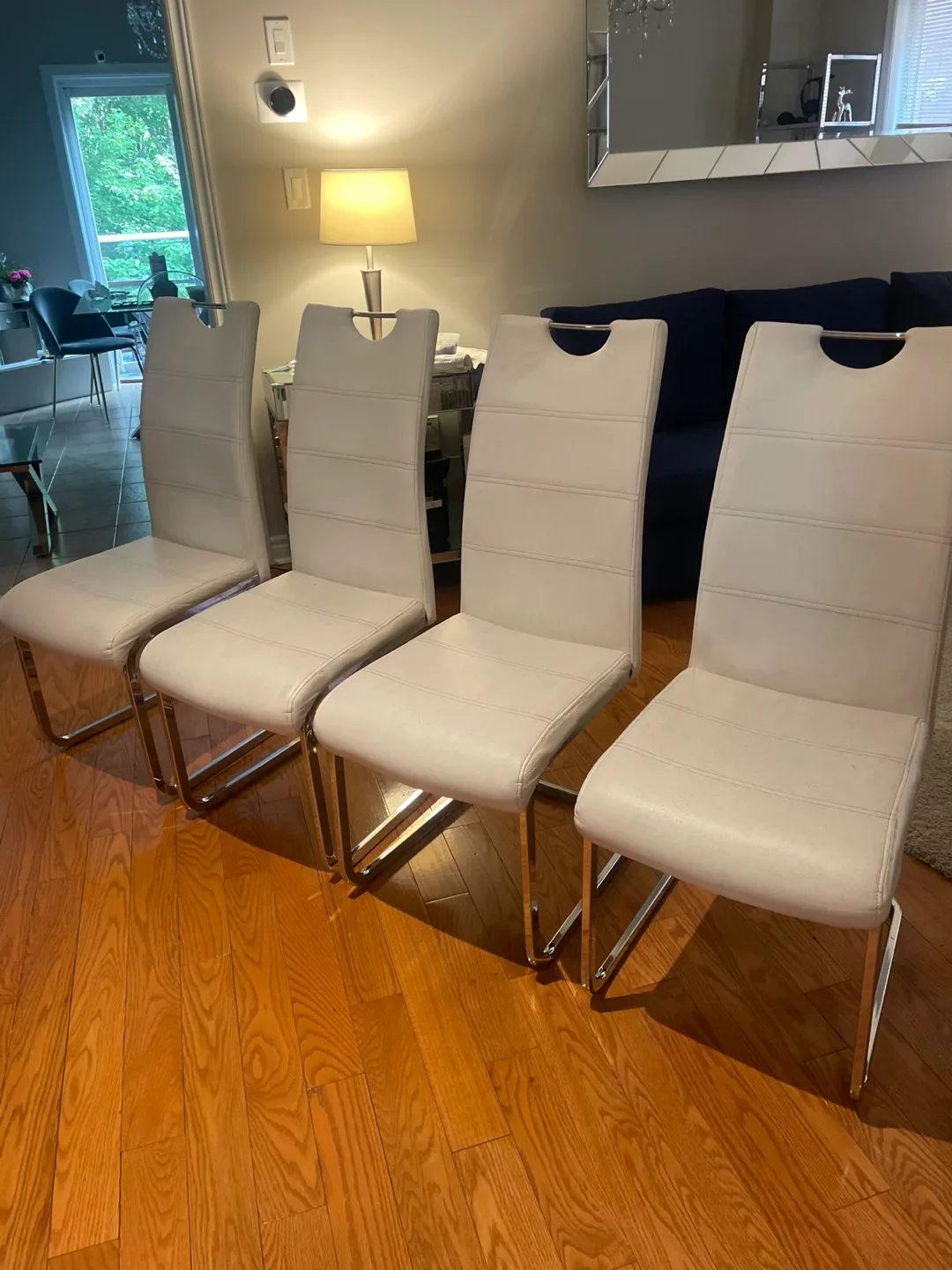 Set of 4 White Dining Chairs thumbnail