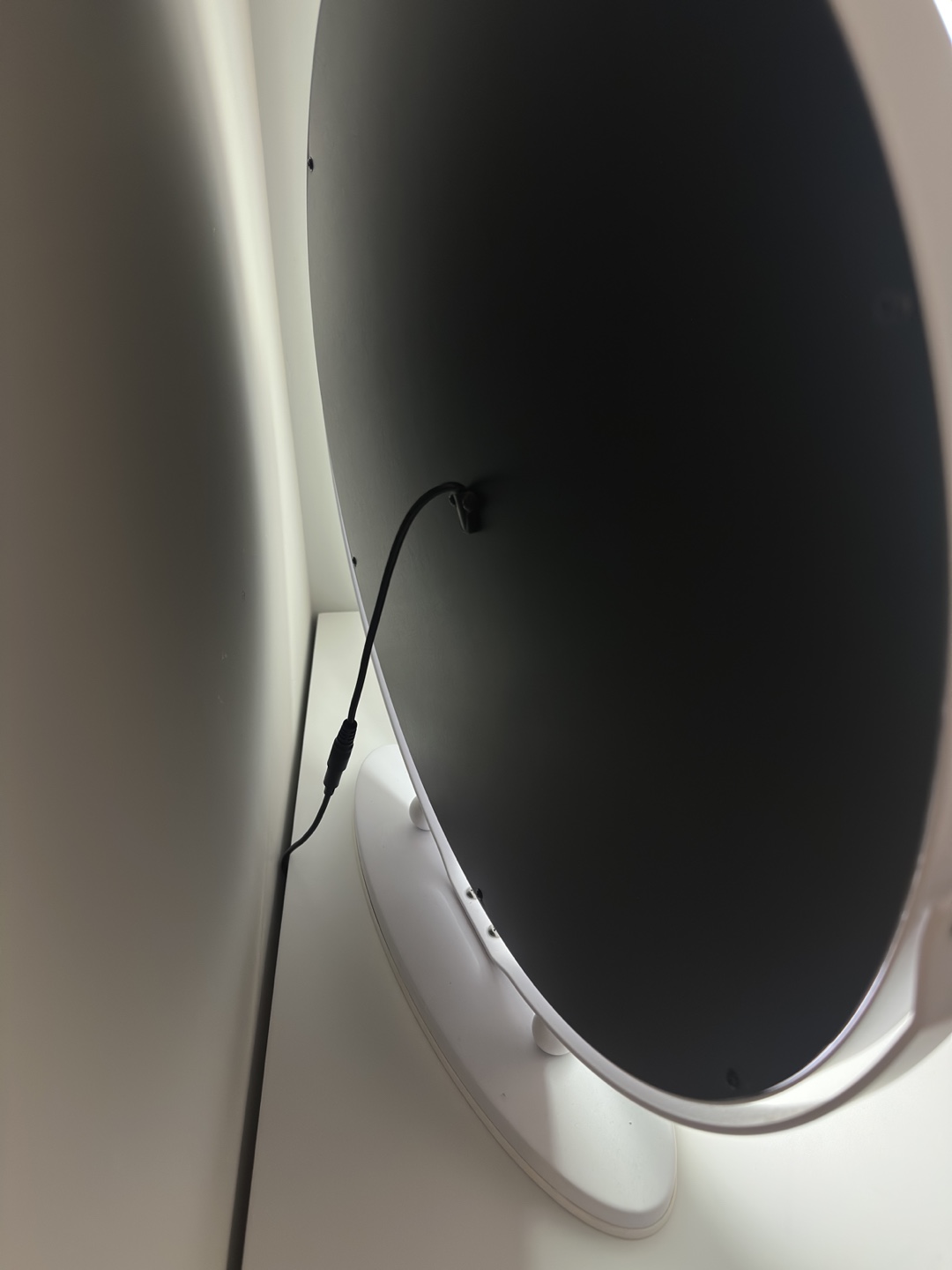 Lighted Vanity Mirror - photo 3