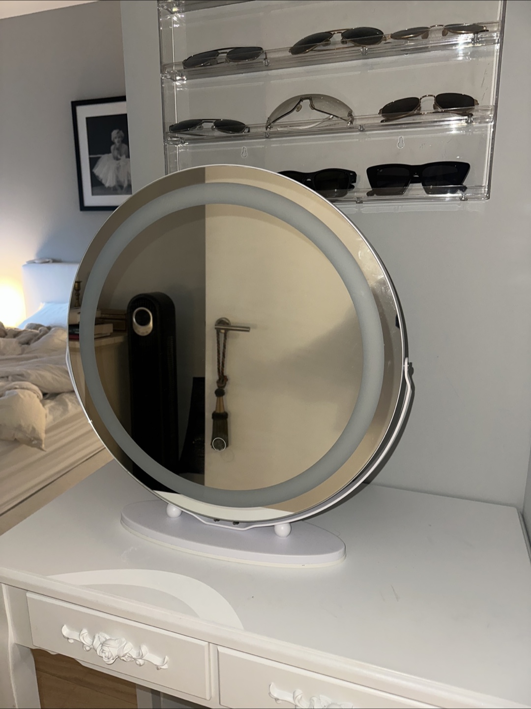 Lighted Vanity Mirror