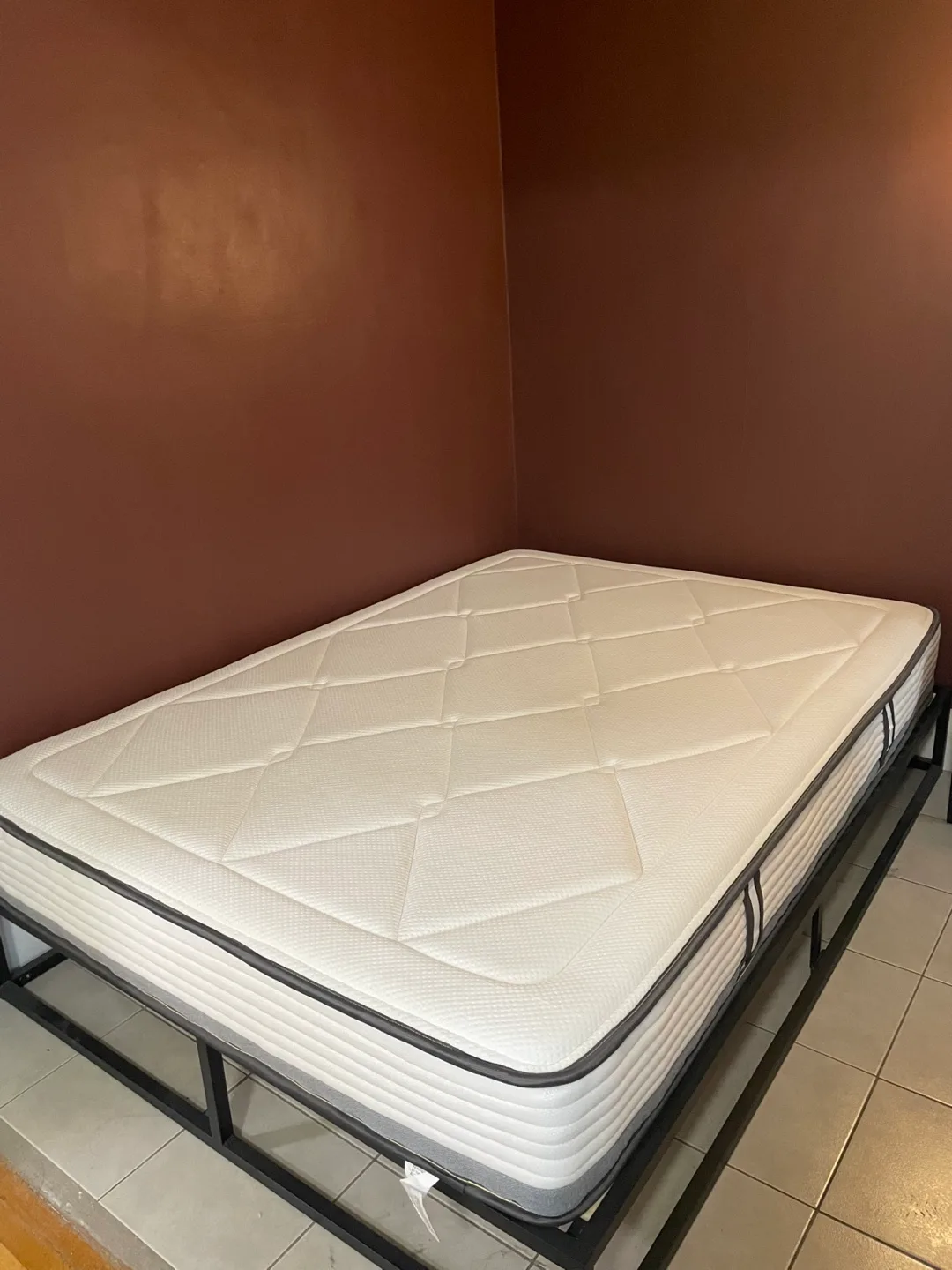 🛏️ Full size 9’’ Firm Hybrid Mattress & Bedframe thumbnail