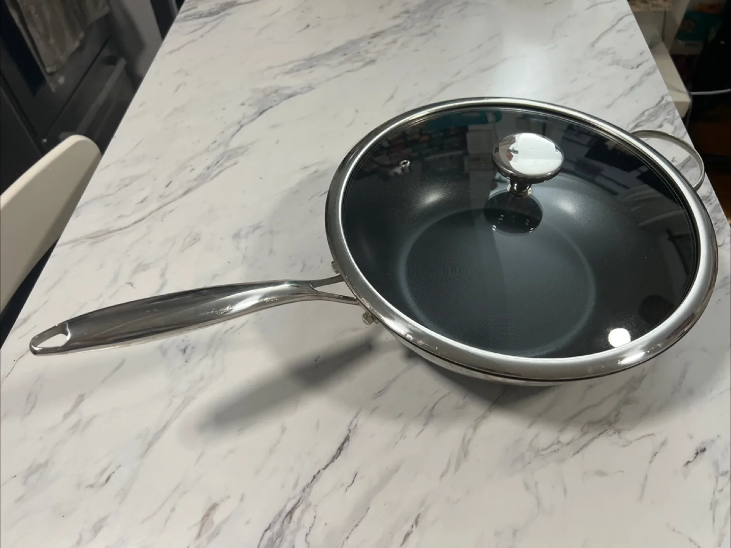Titanium Ceramic Wok Pan with Lid (12”) thumbnail
