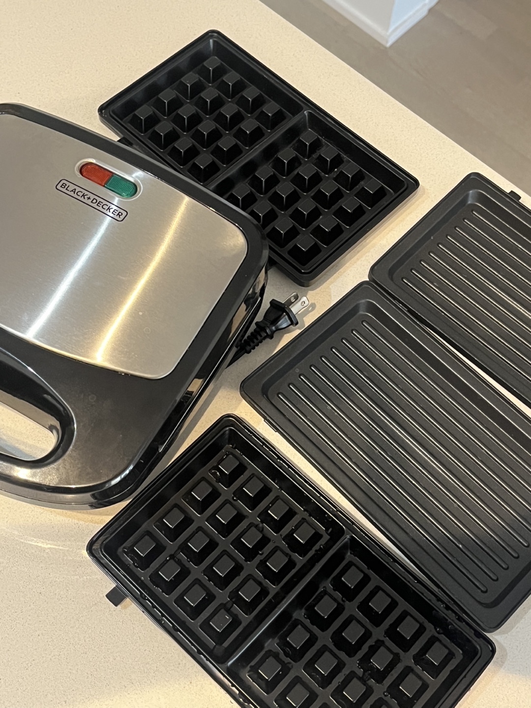 Black and Decker 4-in-1 Waffle maker - photo 4