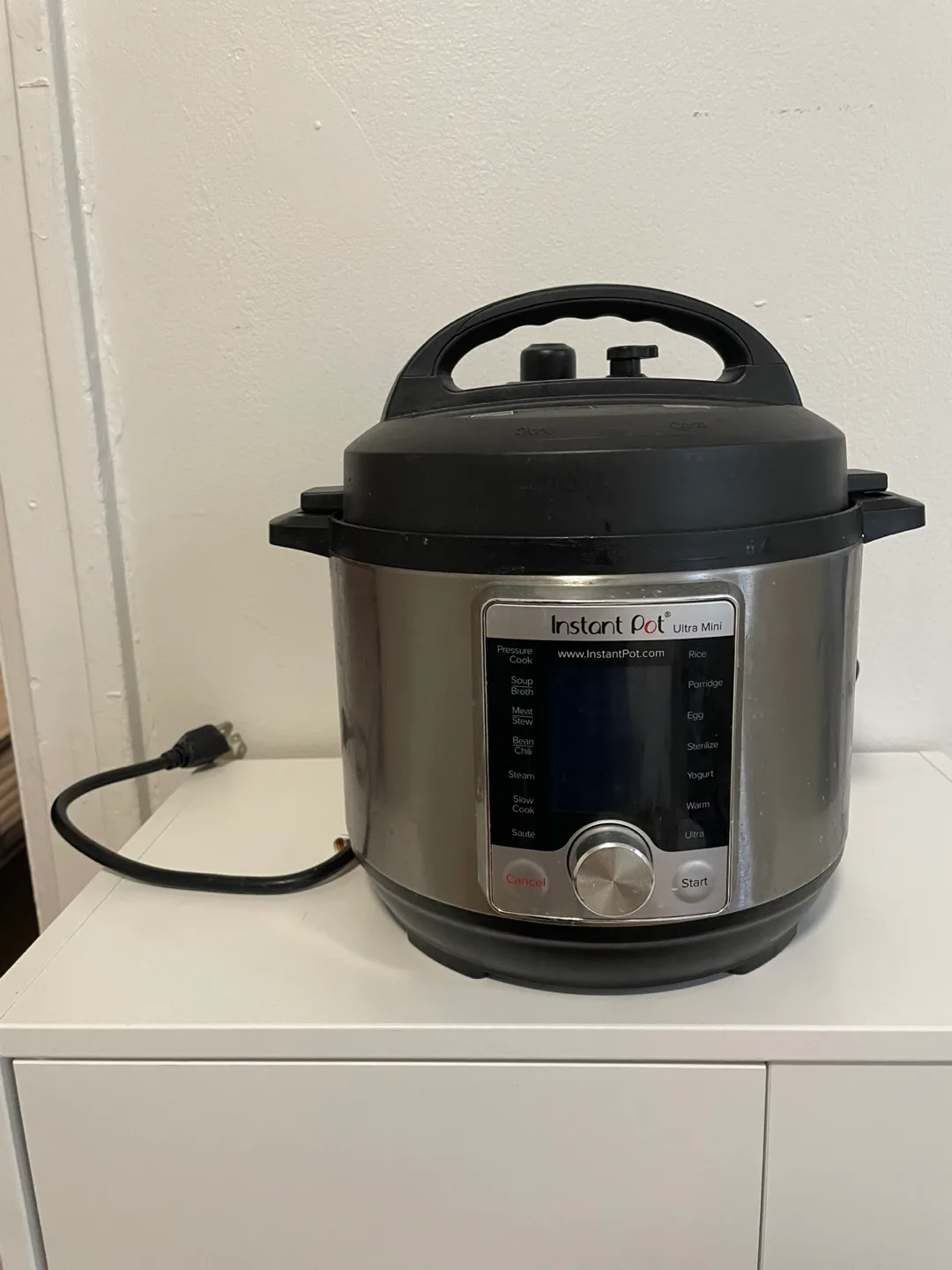 Instant Pot Ultra Mini thumbnail