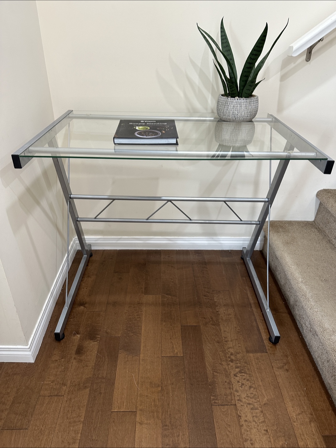 Modern Glass Desk – 35″ × 24″ × 30″ (Metal Frame)