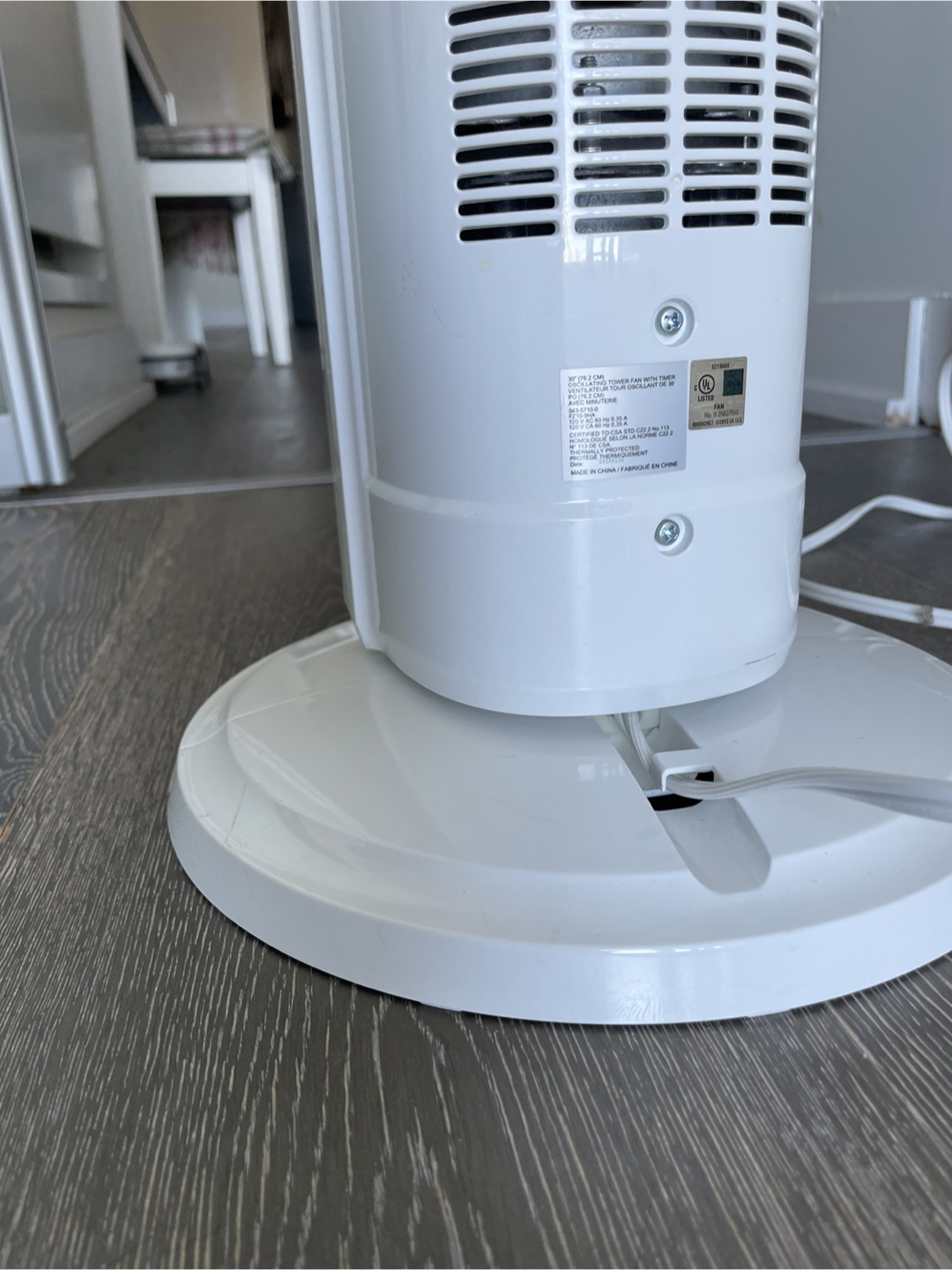 White Oscillating Tower Fan - photo 5