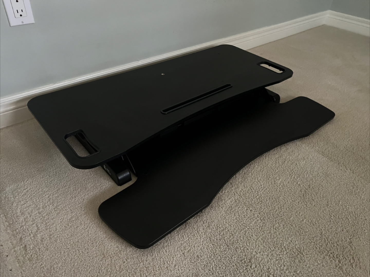 Amer EZRiser36 Standing Desk Converter - photo 3
