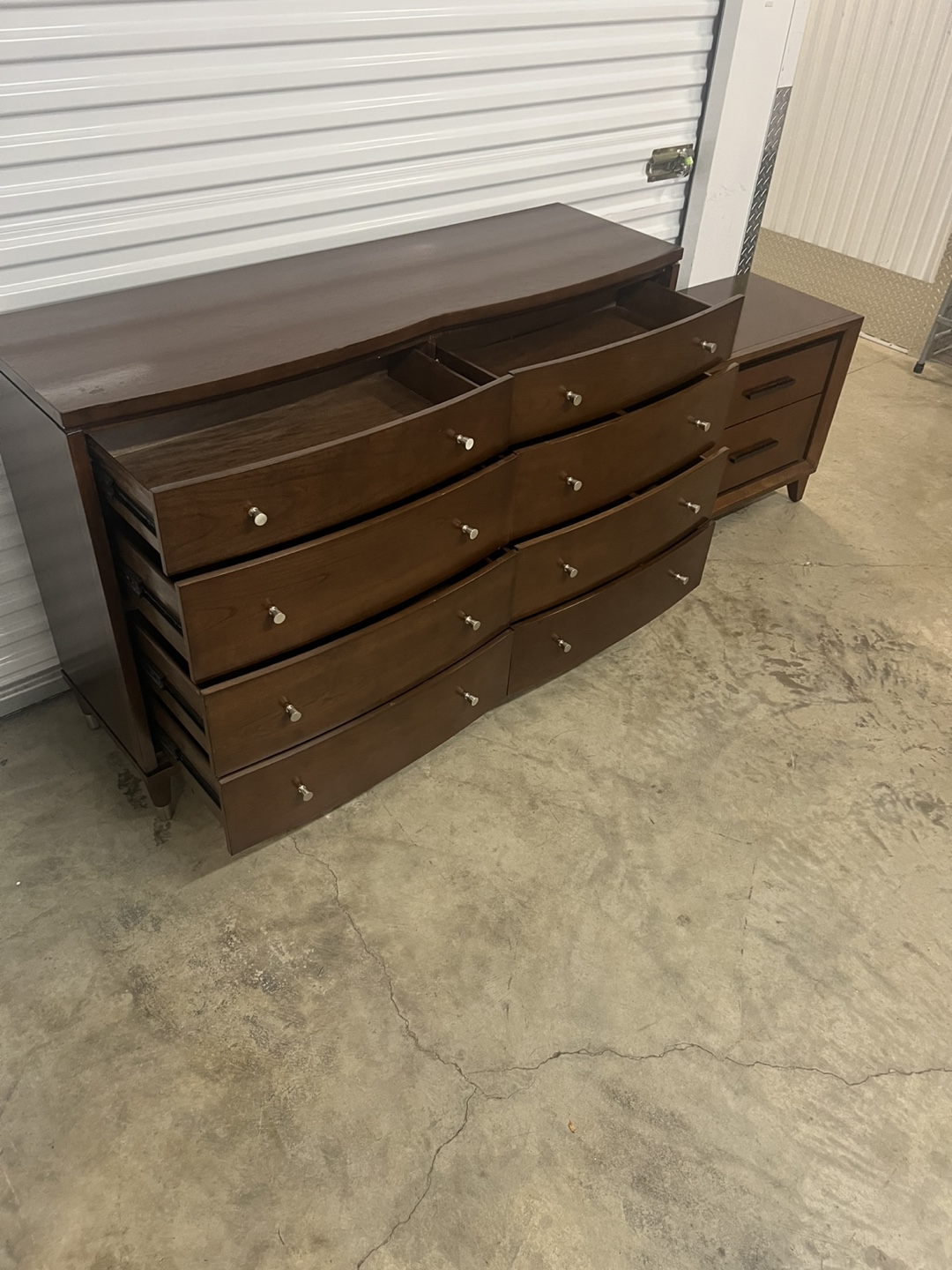 Mid-Century Modern Dresser and Nightstand Set - photo 4